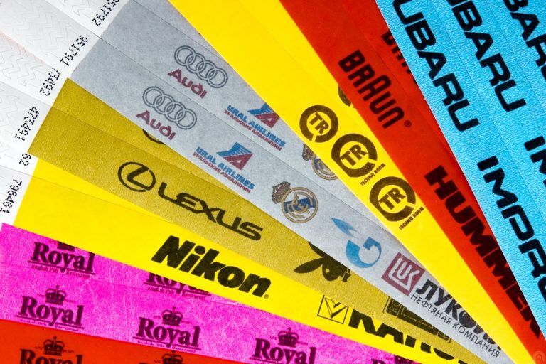 Можно&nbsp;ли заказать продукцию с&nbsp;индивидуальной маркировкой / нанесением логотипов?